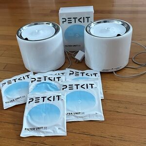 Petkit Water Fountain with Filters